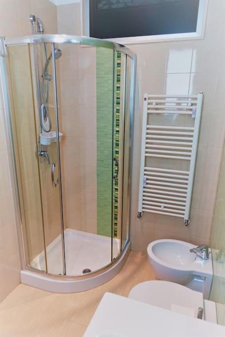 Bari 68 - Comfort Moderno & Fascino Antico Luaran gambar